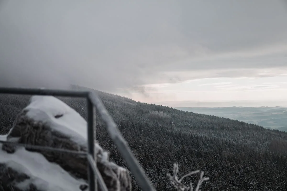 Hike to Ještěd with a stop at Červený kamen