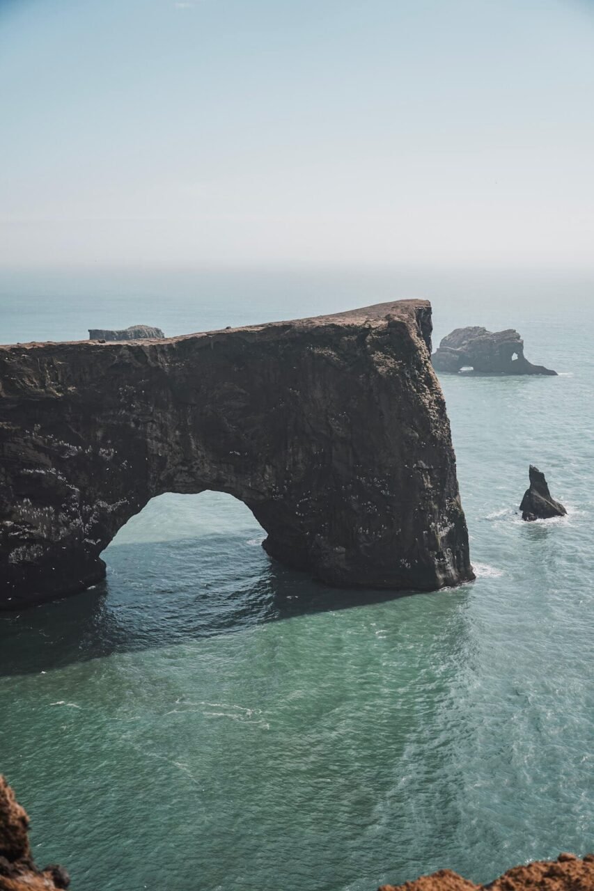 Reynisfjara jako jediná pláž na Islandu s černým pískem? Ale kdepak! 5 Dyrholaey