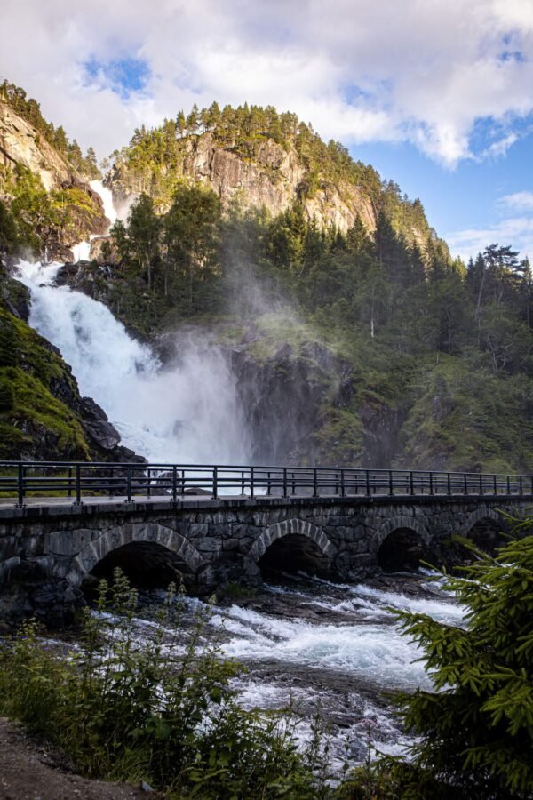 Låtefossen