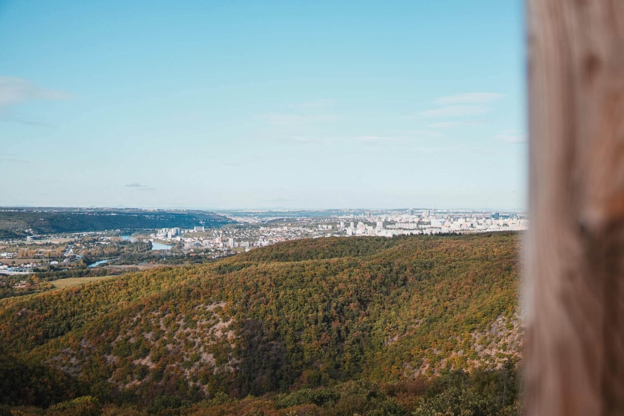 3 oblíbené rozhledny a vyhlídky v Praze a blízkém okolí
