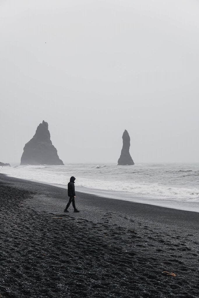 Reynisfjara “disappeared”: the current situation on the most famous black beach and why to be extra careful