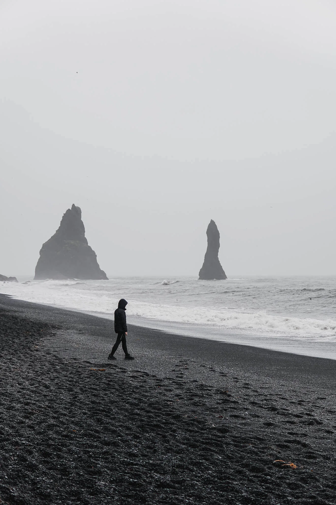 Reynisfjara “disappeared”: the current situation on the most famous black beach and why to be extra careful