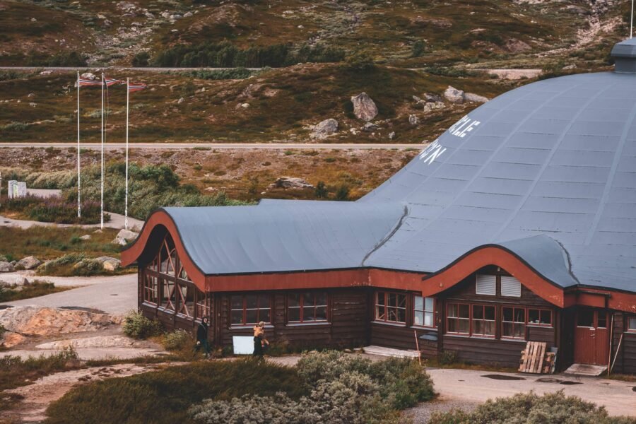 Arctic circle centre
