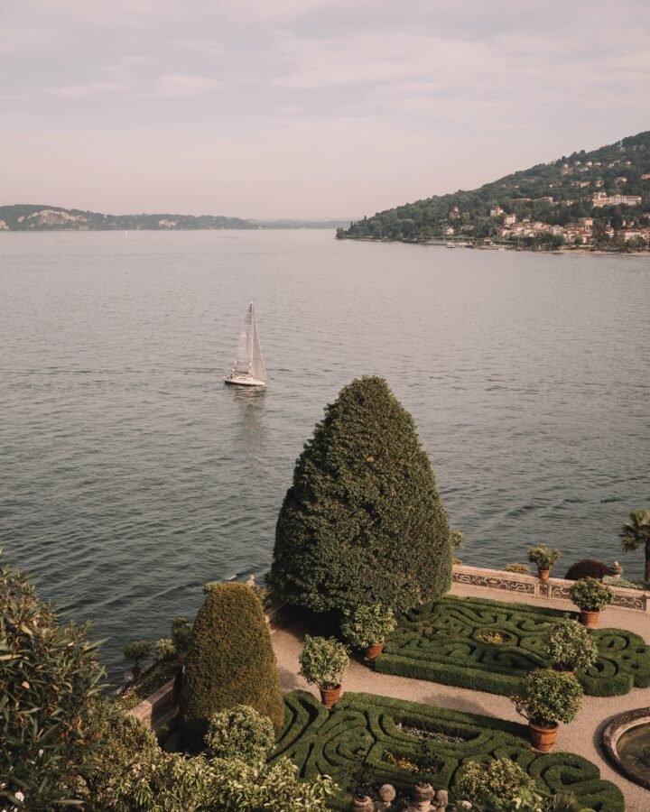 Como