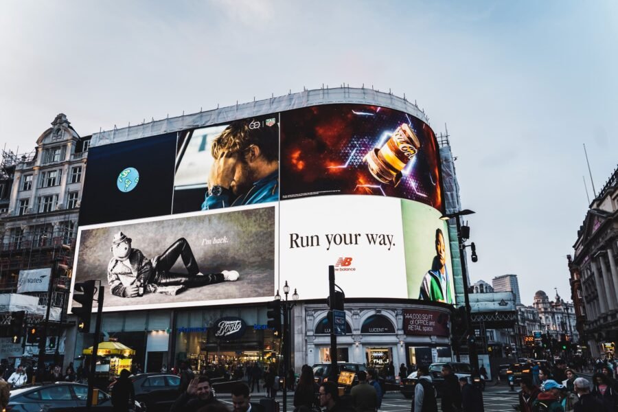 Picadilly circus