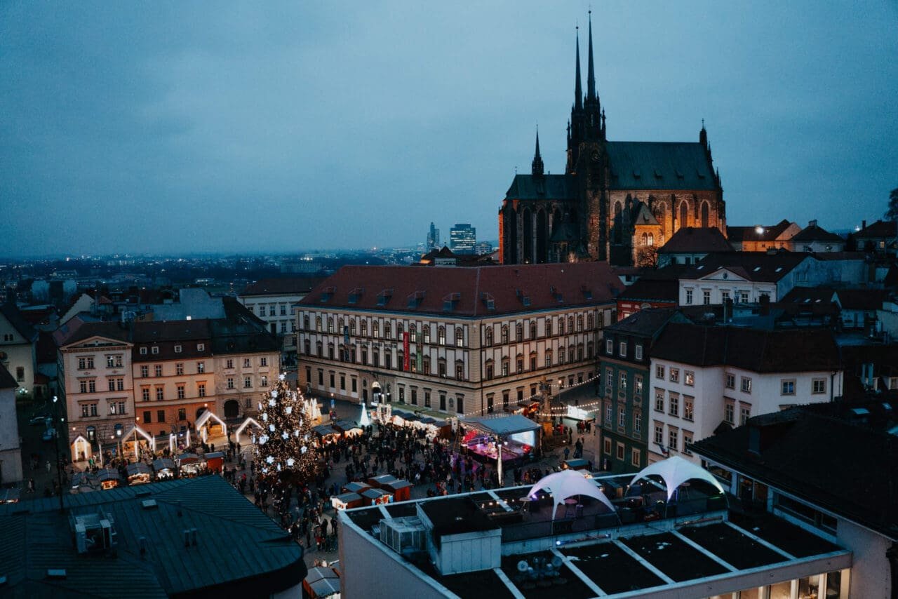 Navštivte vánoční trhy v Brně se skvělou atmosférou, dobrým jídlem a pitím