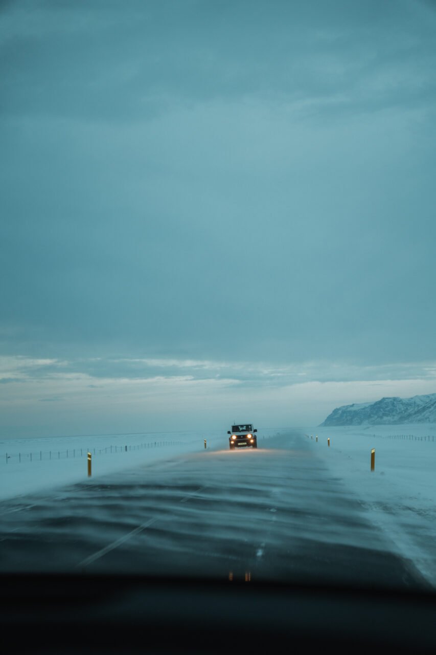 Řízení na Islandu v zimě: Jak to zvládnout s přehledem a na co si dát pozor