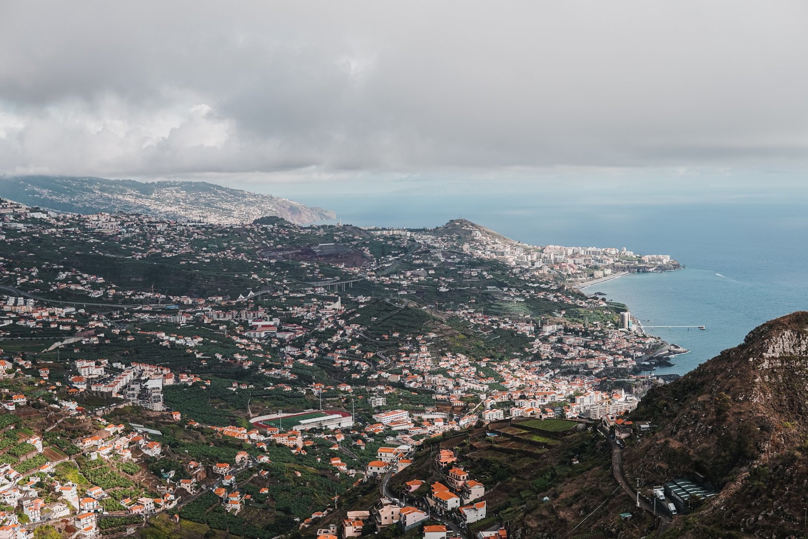 Accommodation in Madeira: Where to stay if you want to explore the whole island?